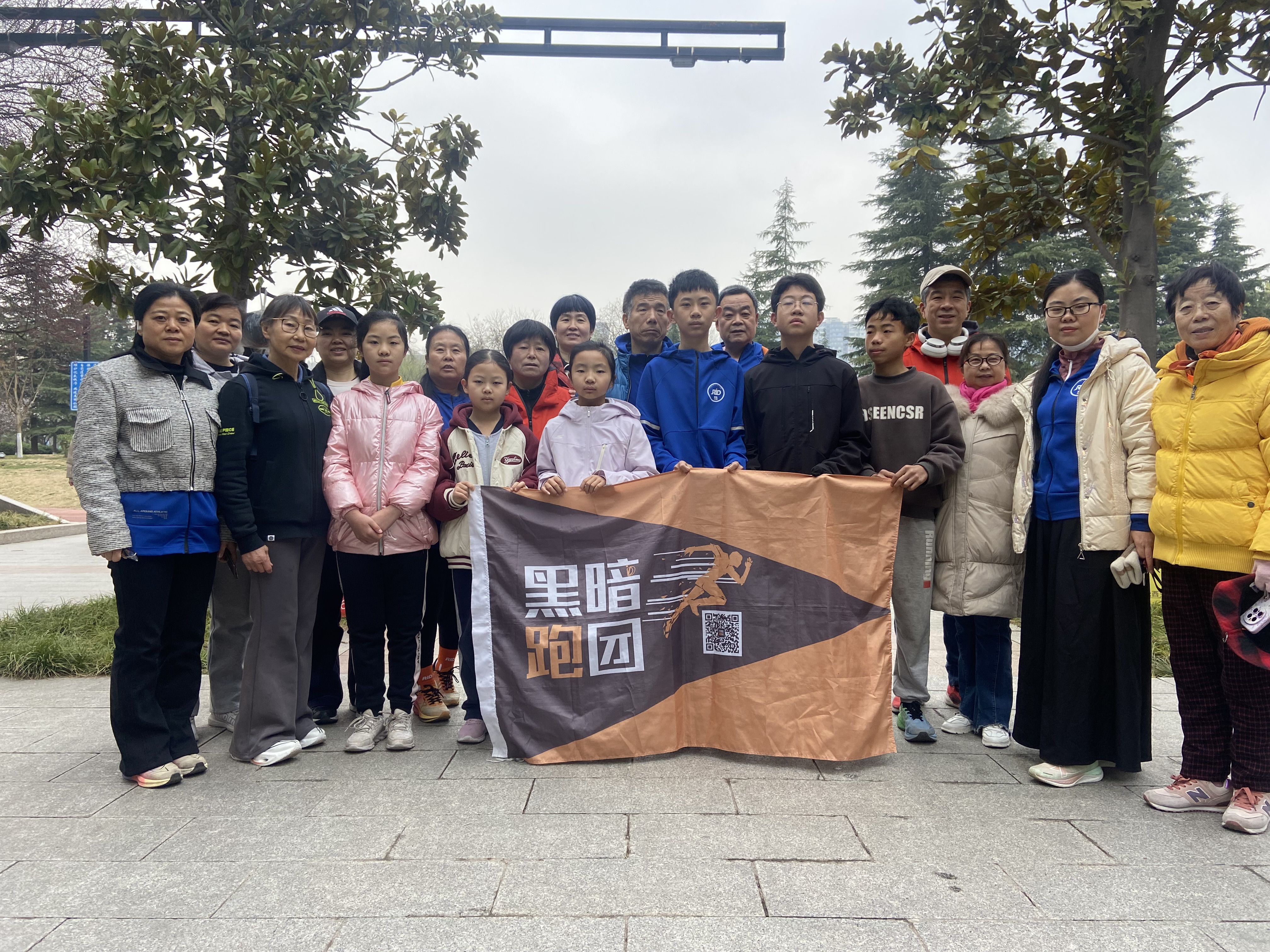 XA82西安站2026年3月15日  西安站城市运动公园公益陪跑活动